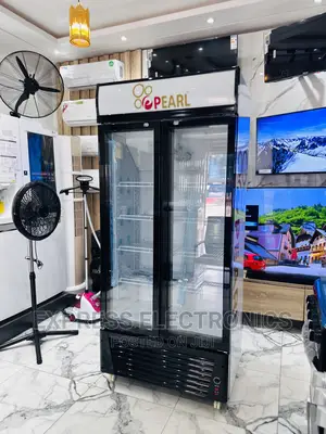 PVC 622-2b Pearl Display Fridge