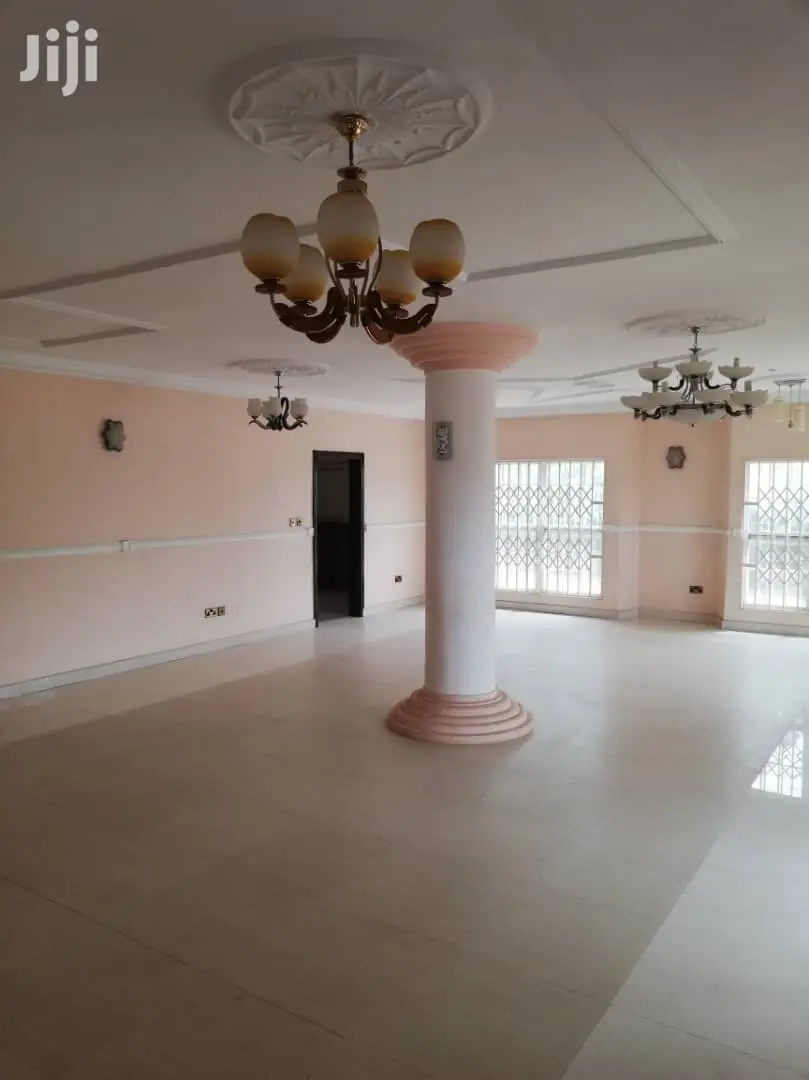 Five Bed Room House at Poku-Kurom for Sale