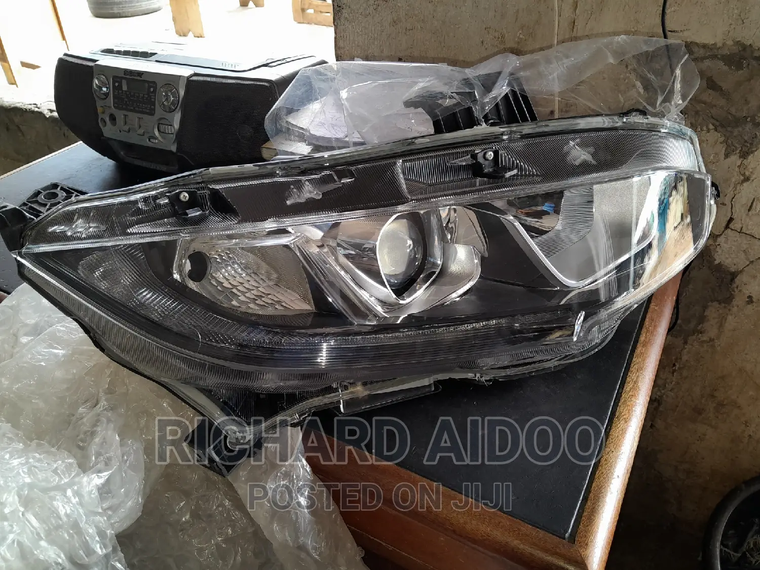 Honda Civic 2017 Headlight Available