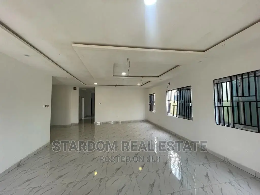 3bdrm Duplex in Spintex Road for rent