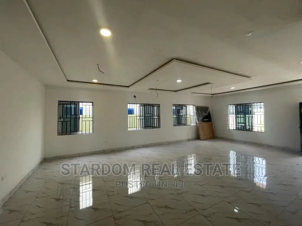 3bdrm Duplex in Spintex Road for rent