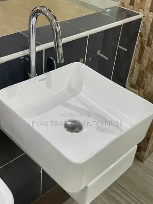 Wash Hand Basin, Ceramic Basin, Hang Wash Sink