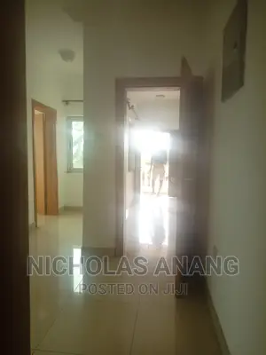 2bdrm Apartment in Dorns Properties, New Town for rent