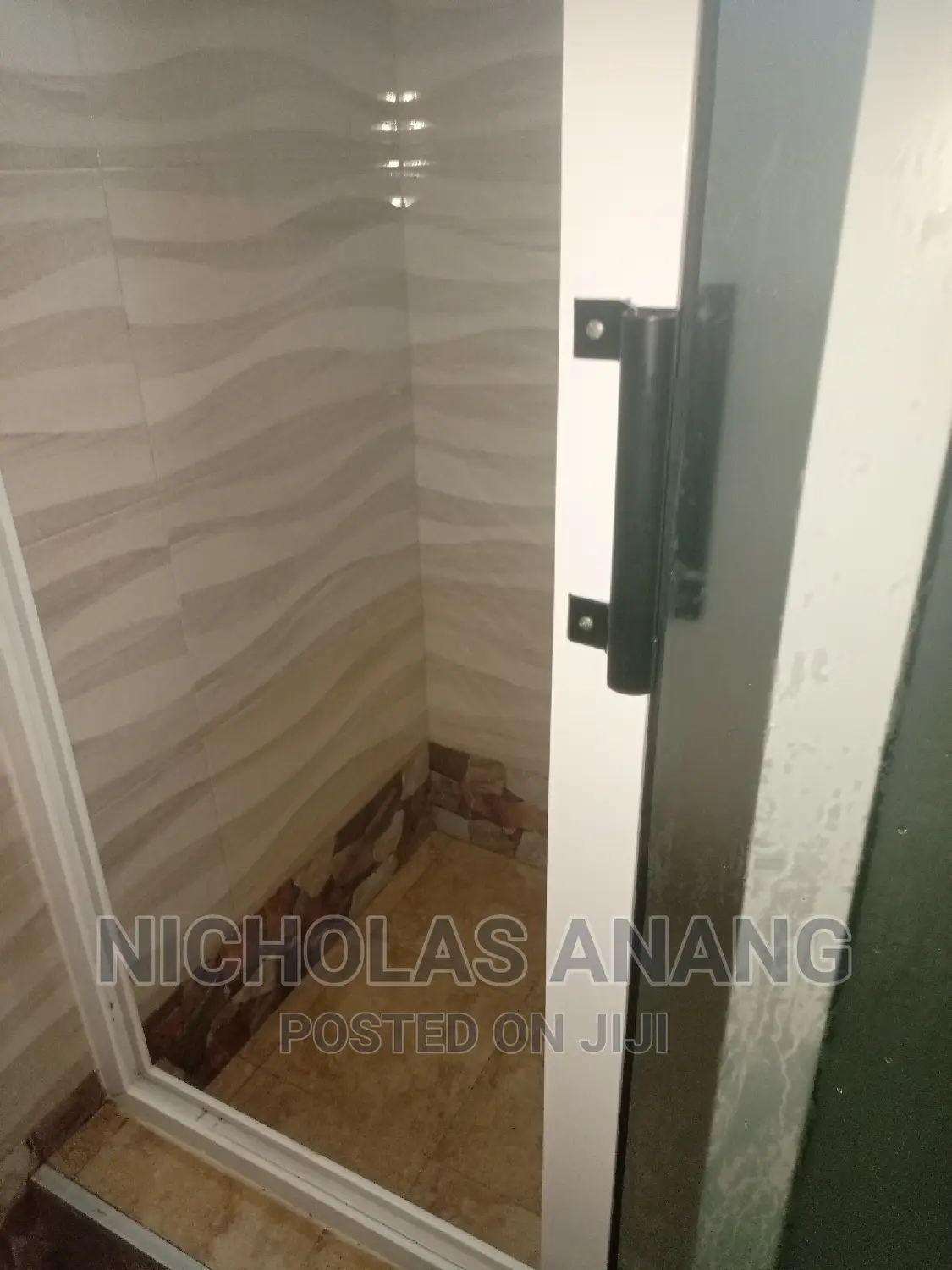 2bdrm Apartment in Dorns Properties, New Town for rent