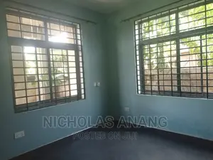 2bdrm Apartment in Dorns Properties, New Town for rent