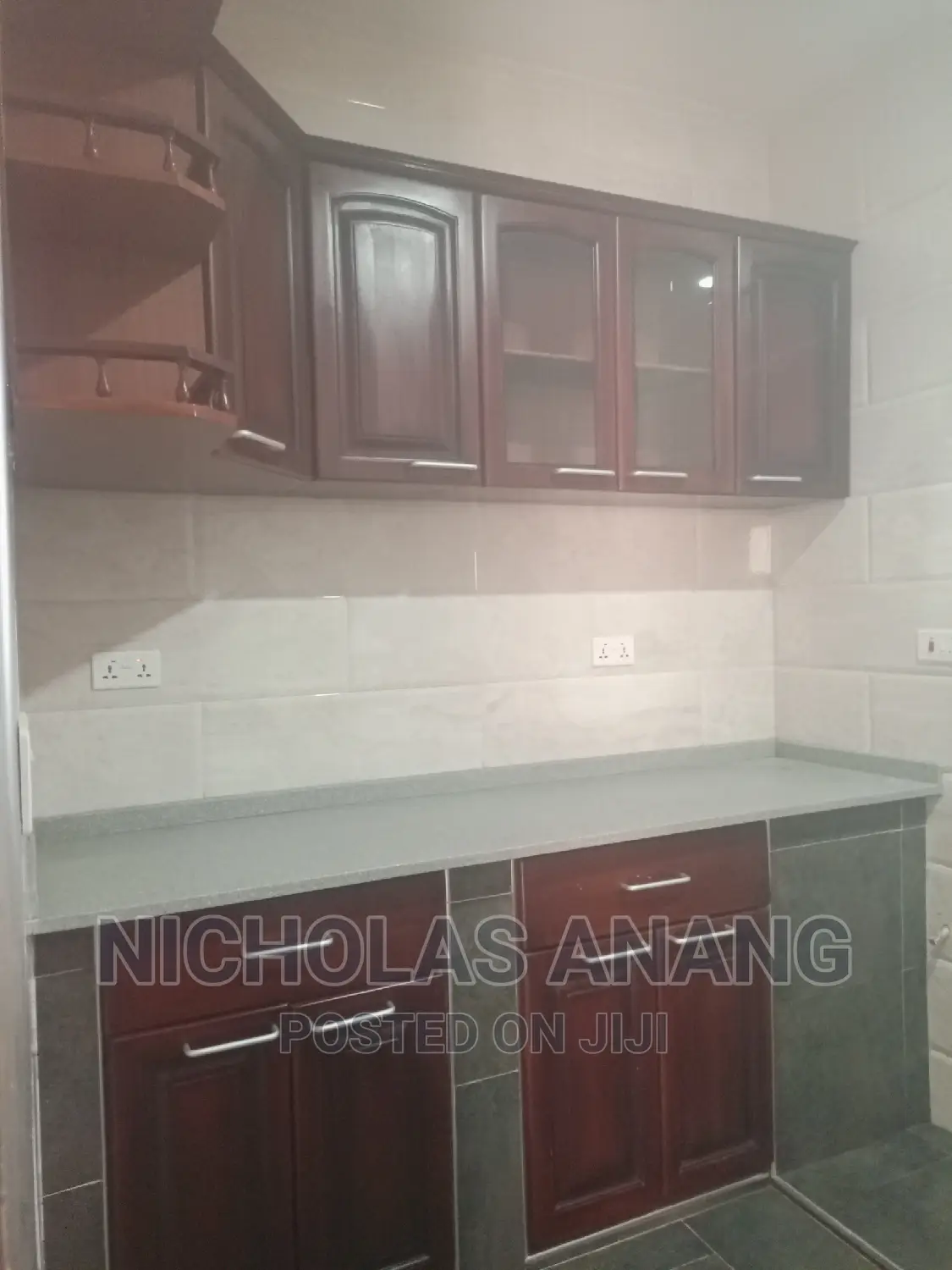 2bdrm Apartment in Dorns Properties, New Town for rent