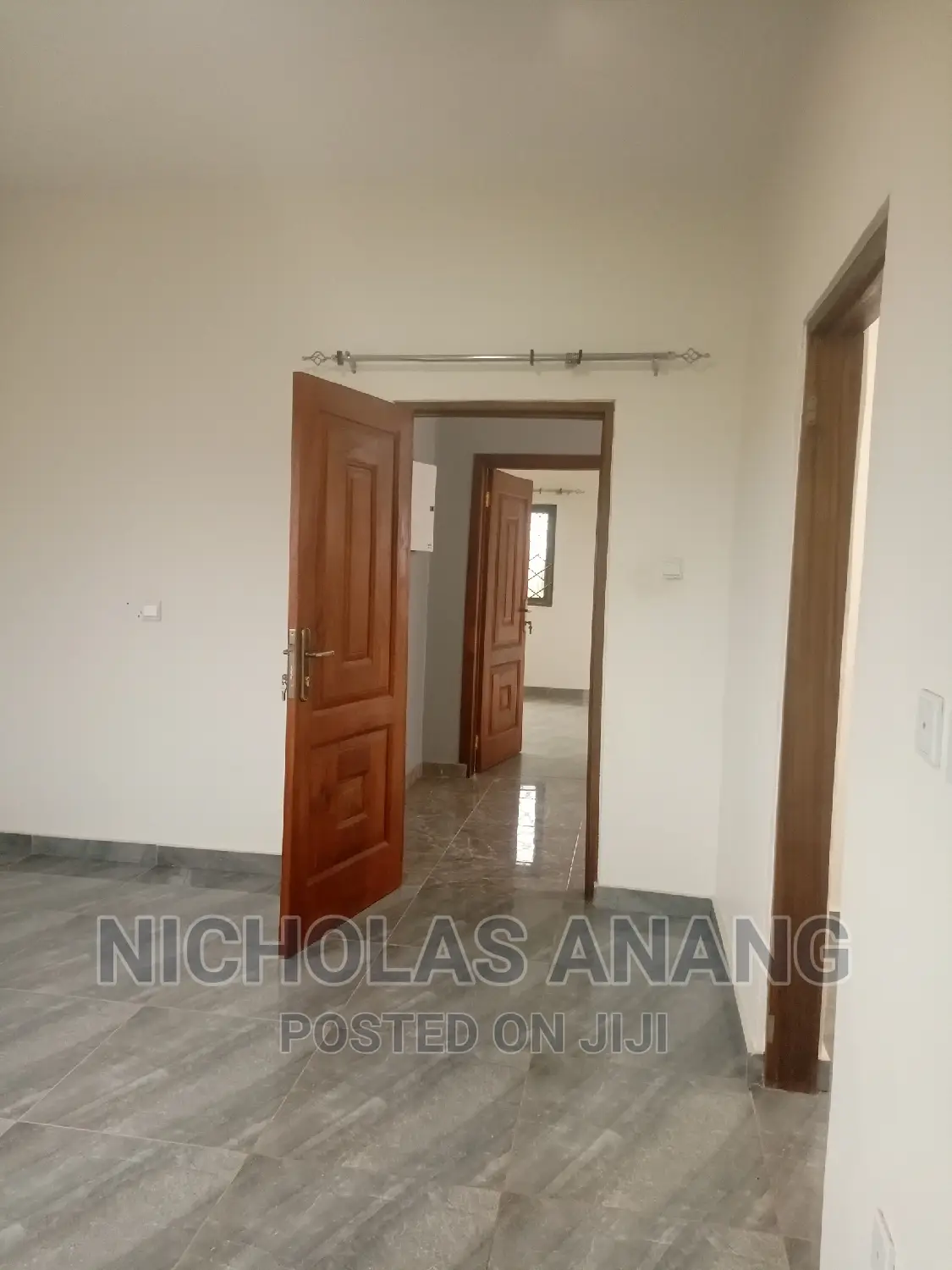 2bdrm Apartment in Dorn Nicky, New Town for rent