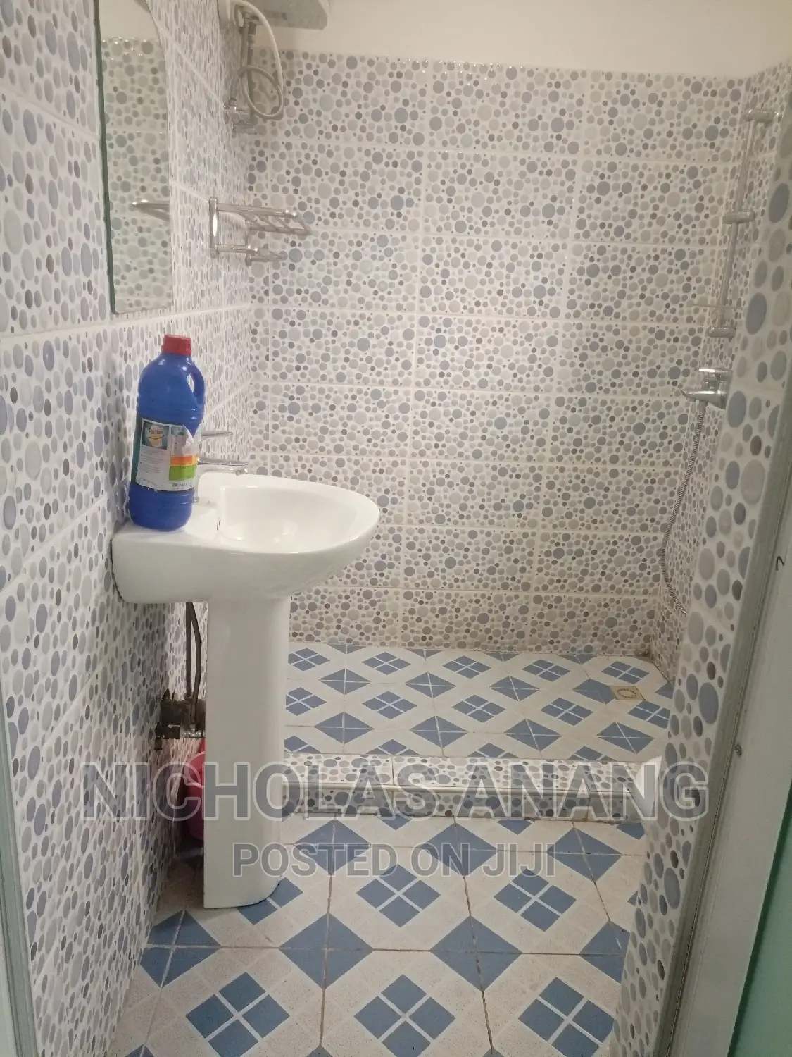 2bdrm Apartment in Dorn Nicky, New Town for rent