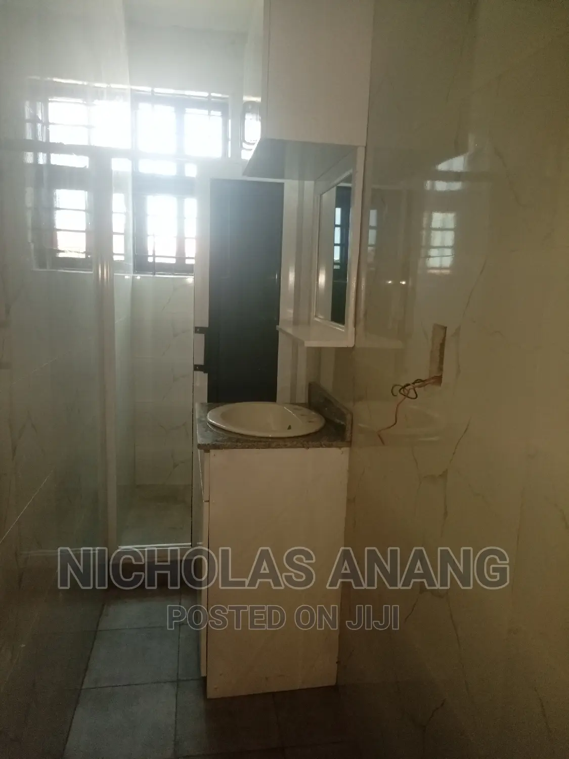 2bdrm Apartment in Don Nicky Properties, New Town for rent