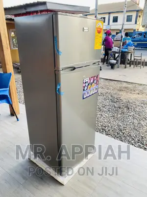 Unique Design Pearl 250 Top Freezer Fridge(205ltr) 