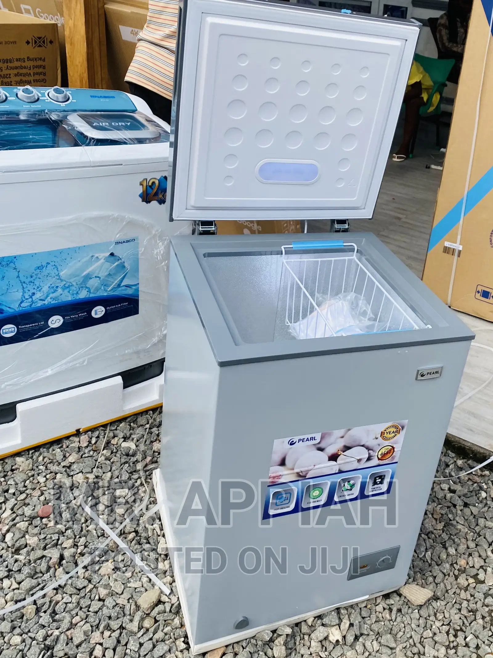 Extremely Chilling Pearl PCF-127(100 Liters)1 Door Freezer