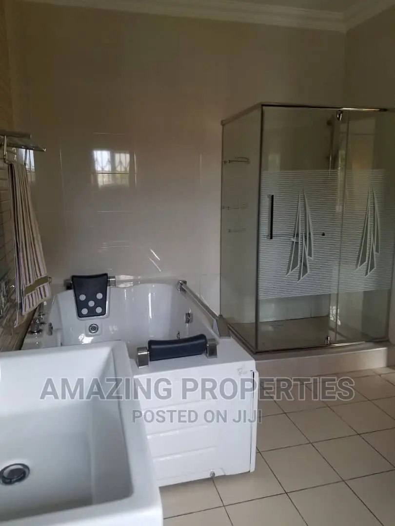 5bdrm House in Cantonments for rent