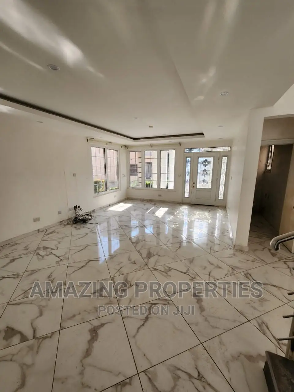 4bdrm House in North Ridge for sale