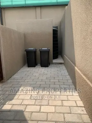 5bdrm House in Cantonments for rent