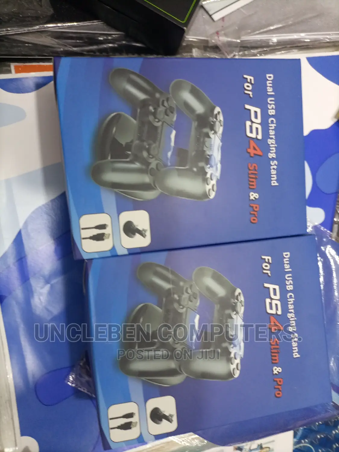 PS4 Controllers Charger Stand