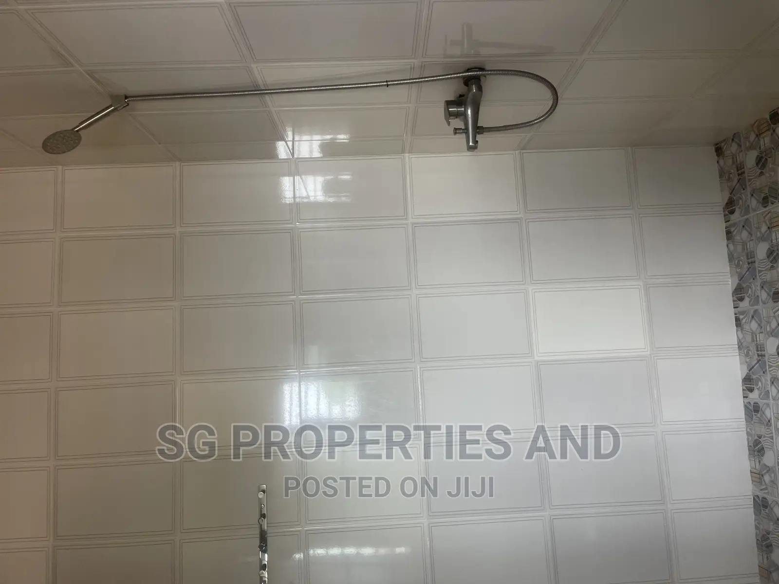 2bdrm Apartment in Batsonaa, Spintex for rent