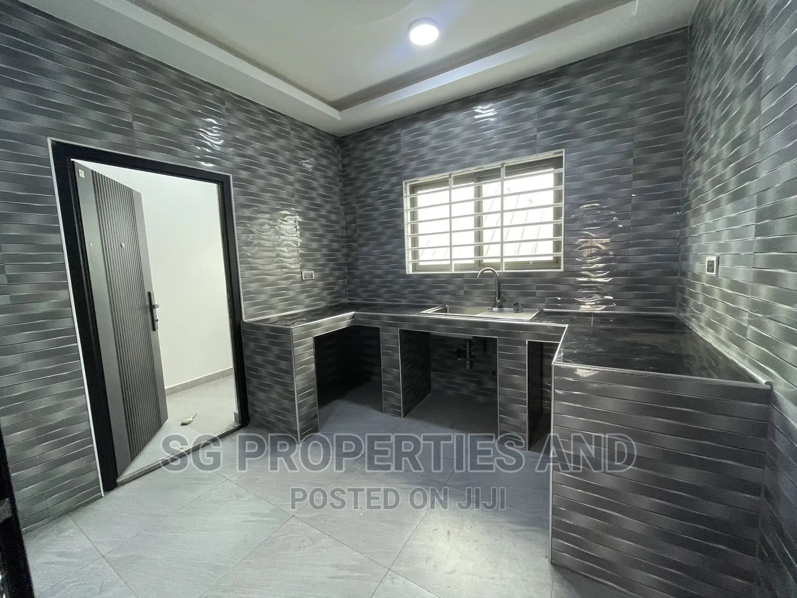 2bdrm Apartment in Batsonaa, Spintex for rent