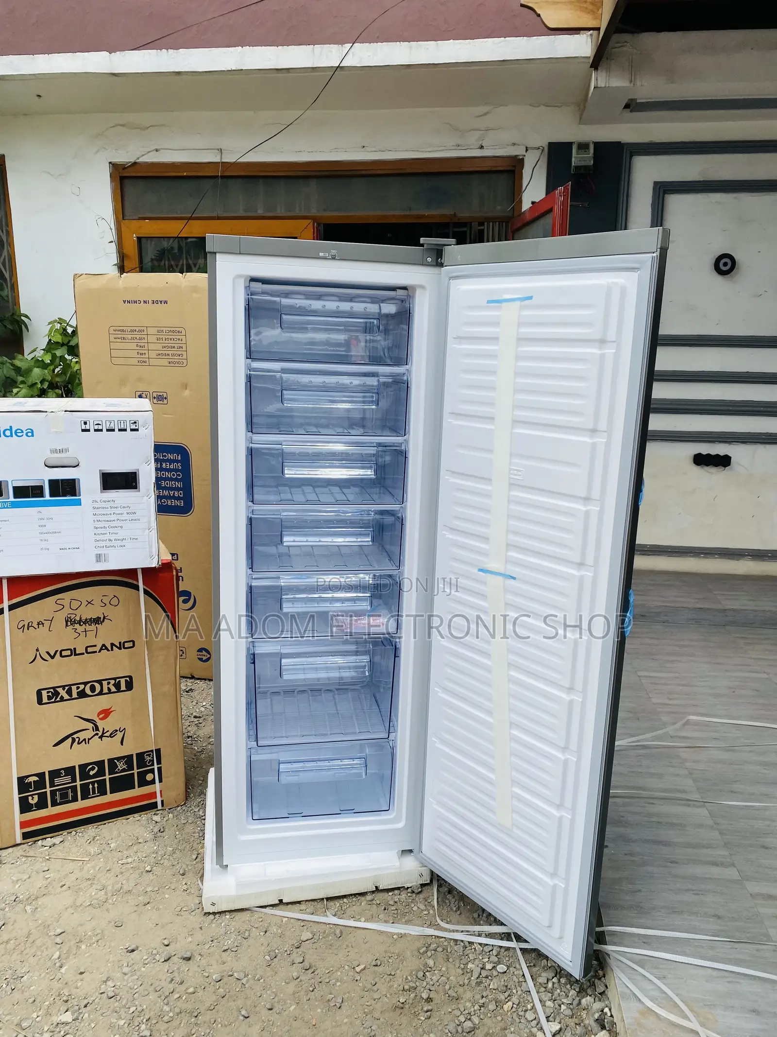 Quality Yet Affordable Pearl 225L Upright Freezer,PUF-370 