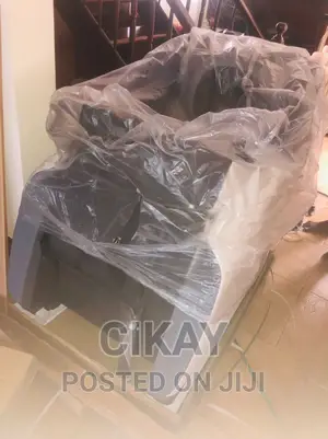 Massaging Chair