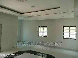 3bdrm House in Unique Agency, Spintex for sale