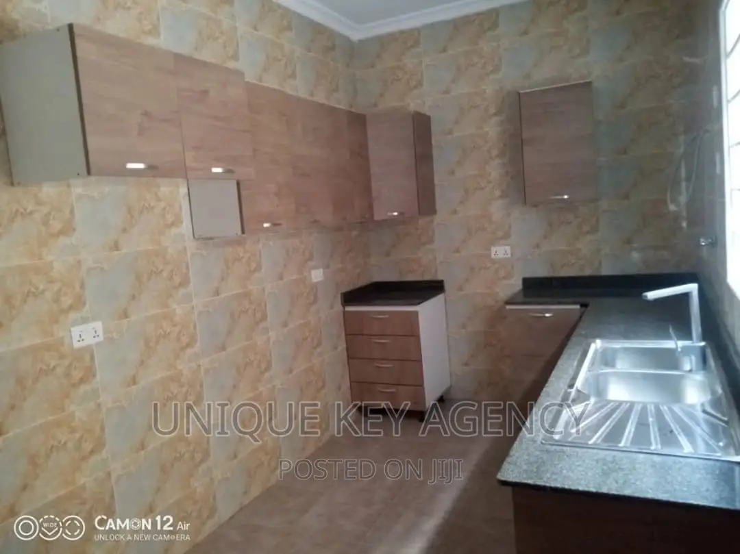 3bdrm House in Unique Agency, Spintex for sale