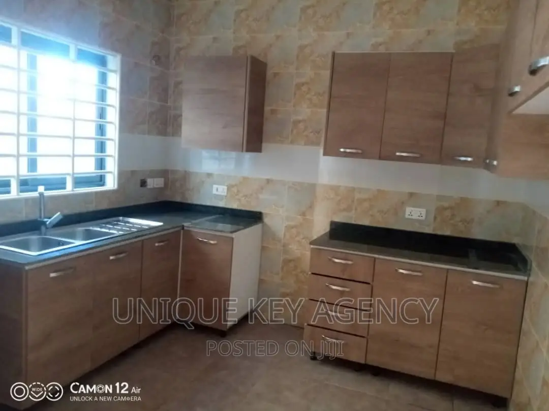 3bdrm House in Unique Agency, Spintex for sale