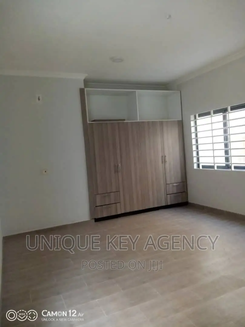 3bdrm House in Unique Agency, Spintex for sale