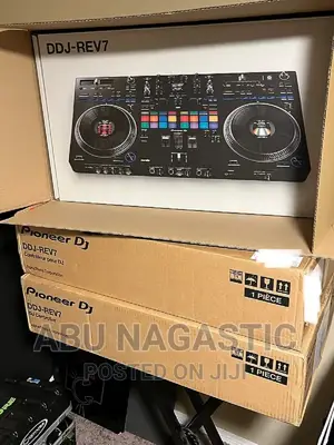 Pioneer DDJ-REV7 Controller
