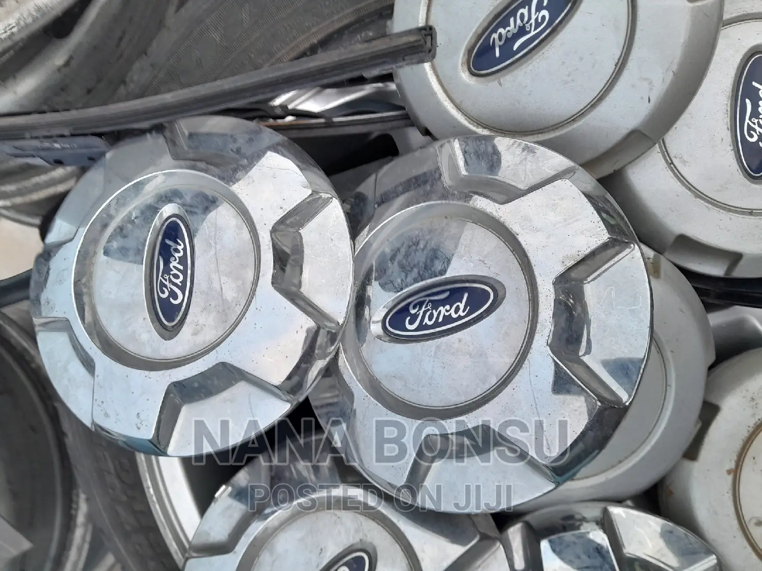 Ford F150,F250, and Others 4×4 Wheel Cup