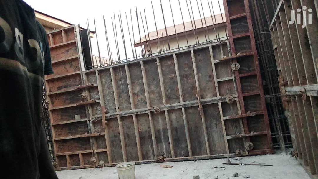 Retaining Wall/Formwork/Shutter/Deckin/Slabs/Scaffold/Gutter