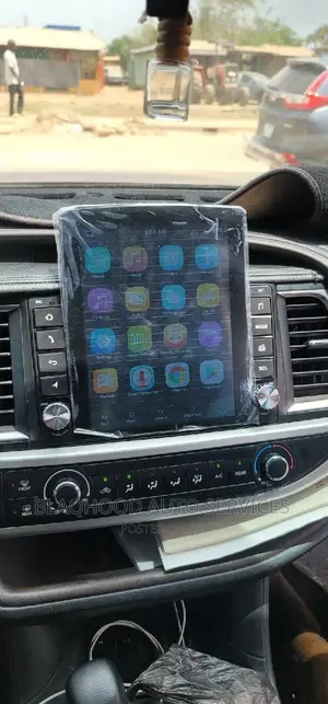 Toyota Highlander 2015-18 TESLA ANDROID CAR SYSTEM in Stock
