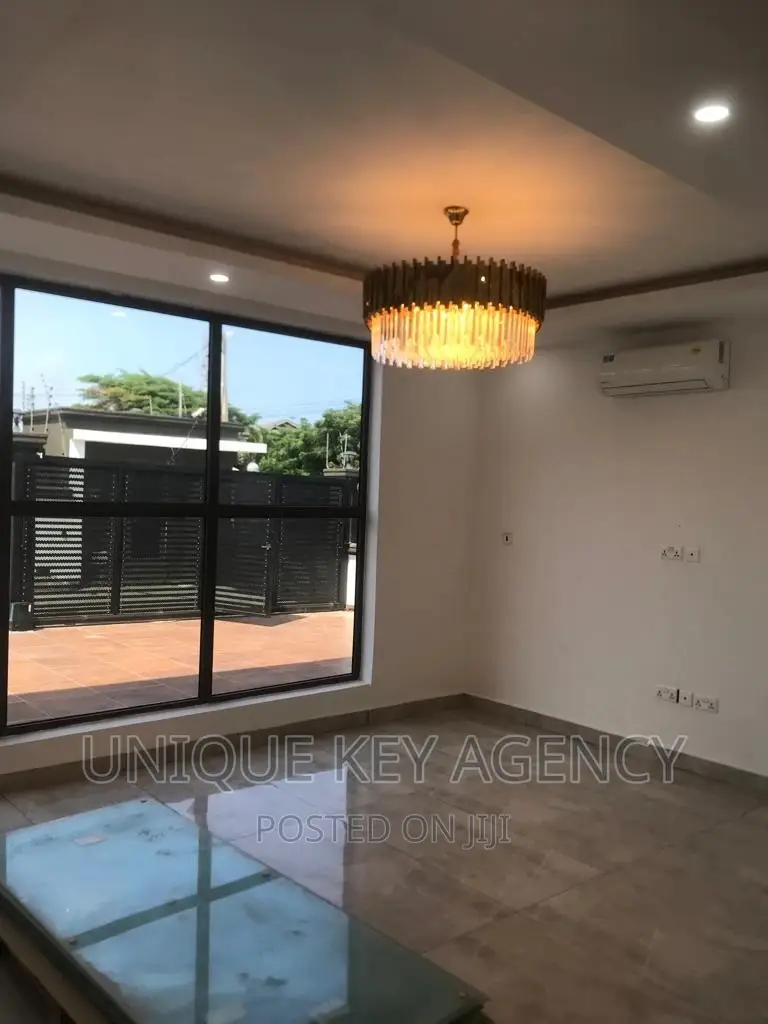4bdrm Duplex in Unique Key Agency, Tseaddo for sale