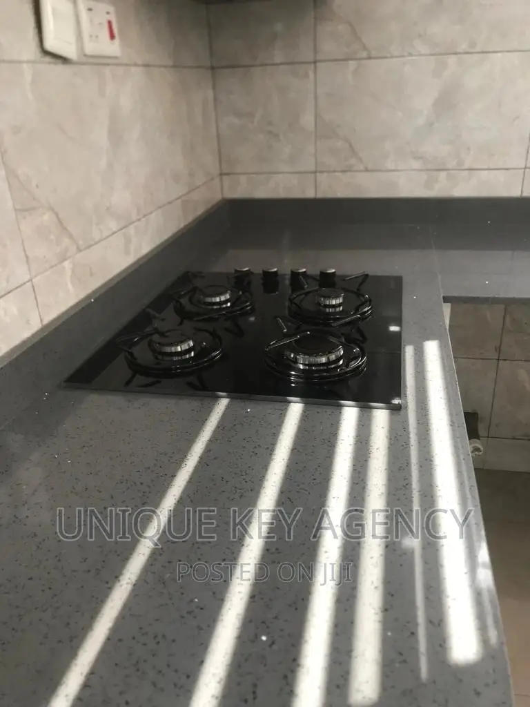 4bdrm Duplex in Unique Key Agency, Tseaddo for sale