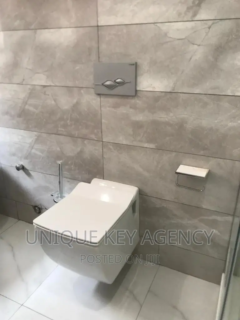 4bdrm Duplex in Unique Key Agency, Tseaddo for sale