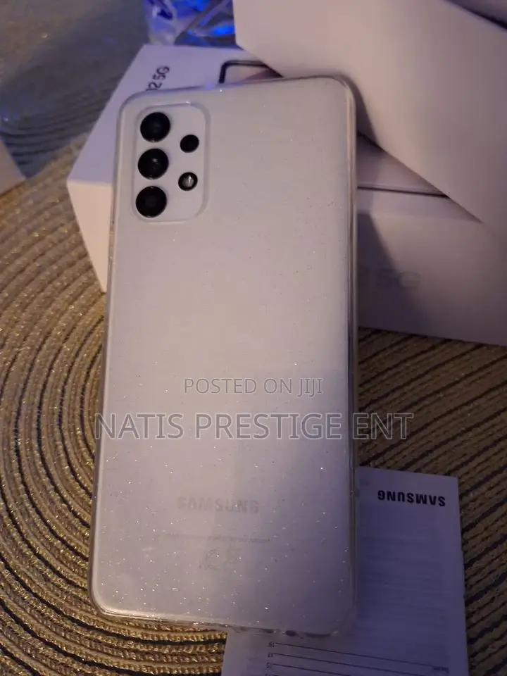 New Samsung Galaxy A32 5G 128 GB White