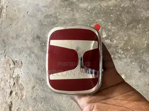 Honda Civic 2019 Type-R Front Emblem
