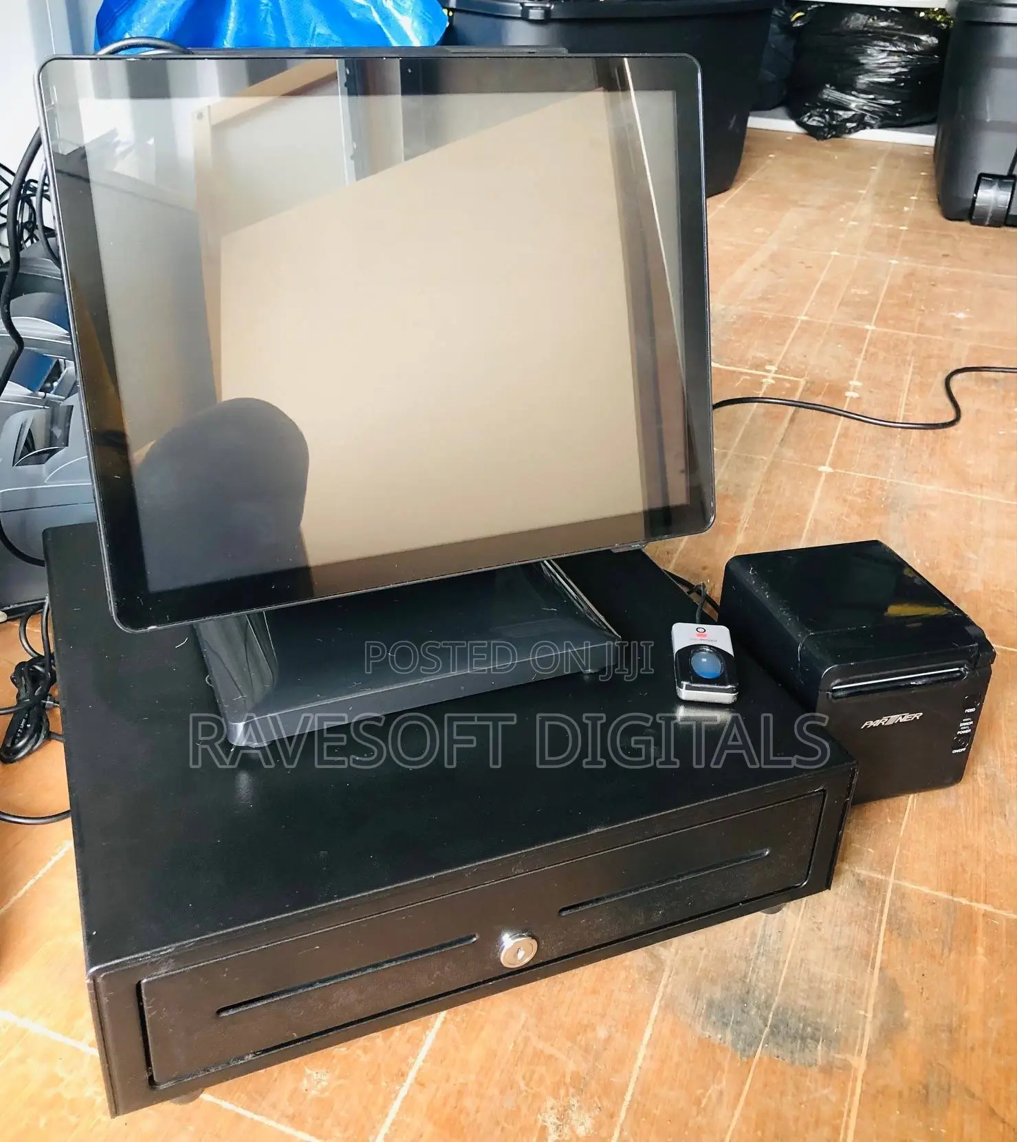 Desktop Computer 2GB SSD 128GB