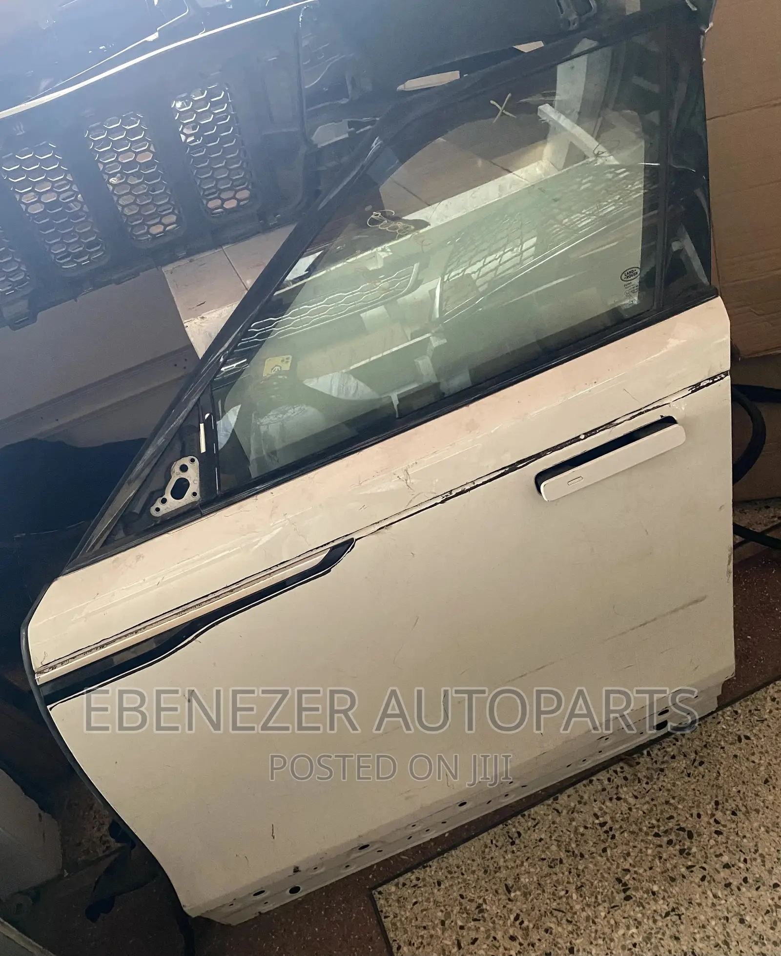 Range Rover Velar Door (Driver Side)