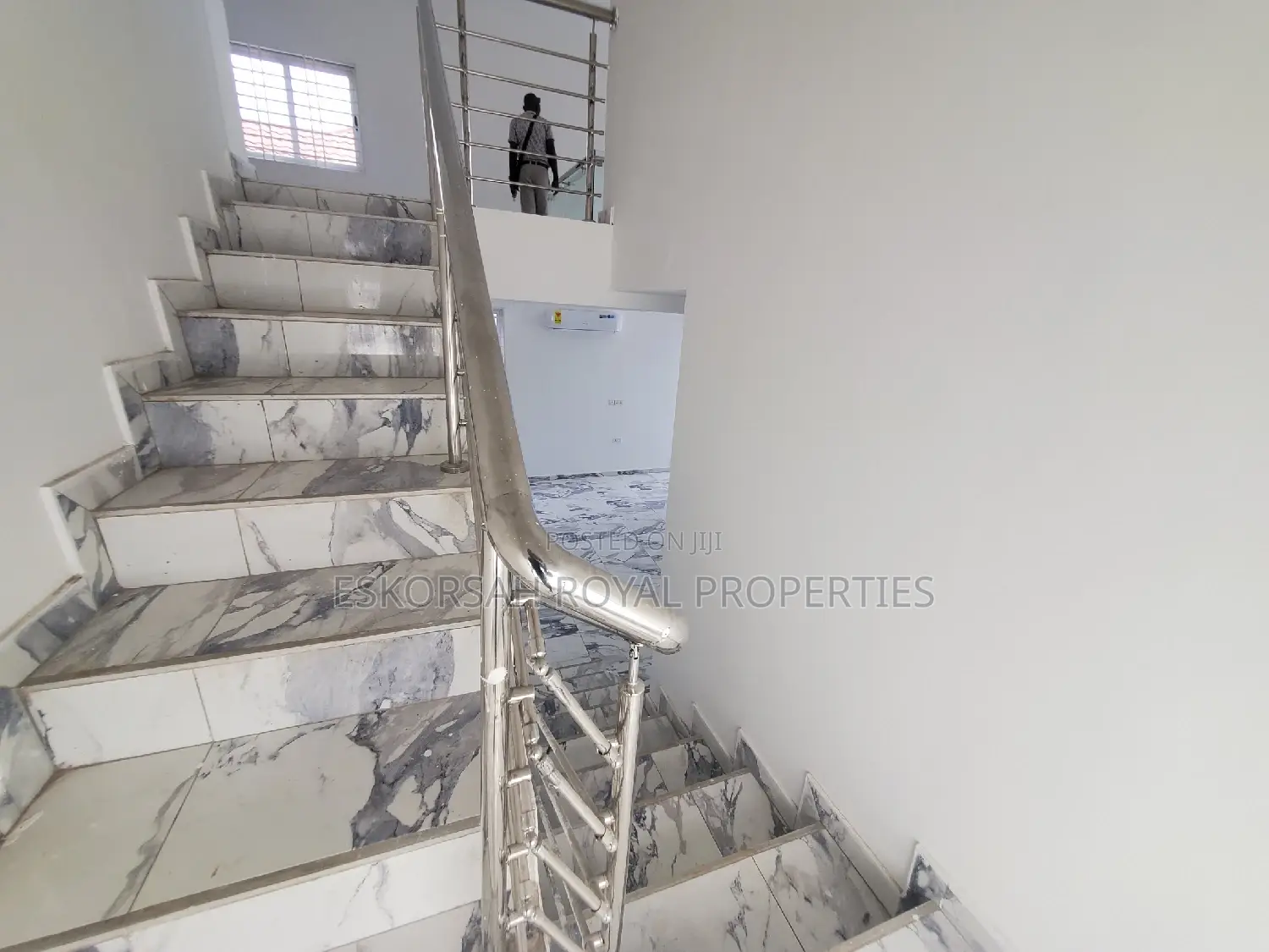 4bdrm House in Lakeside for sale