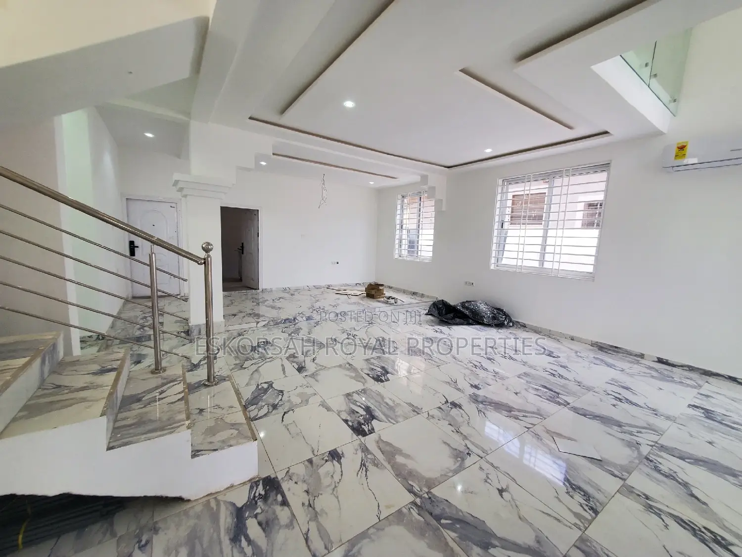 4bdrm House in Lakeside for sale
