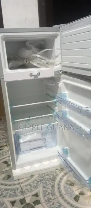 Good Locking Westpool Refrigerator