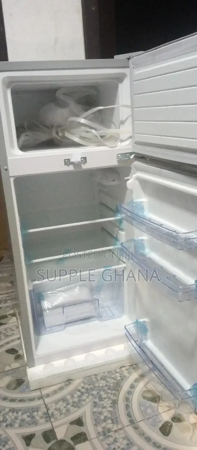 Good Locking Westpool Refrigerator