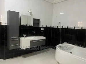 5bdrm House in Adjiriganor for rent