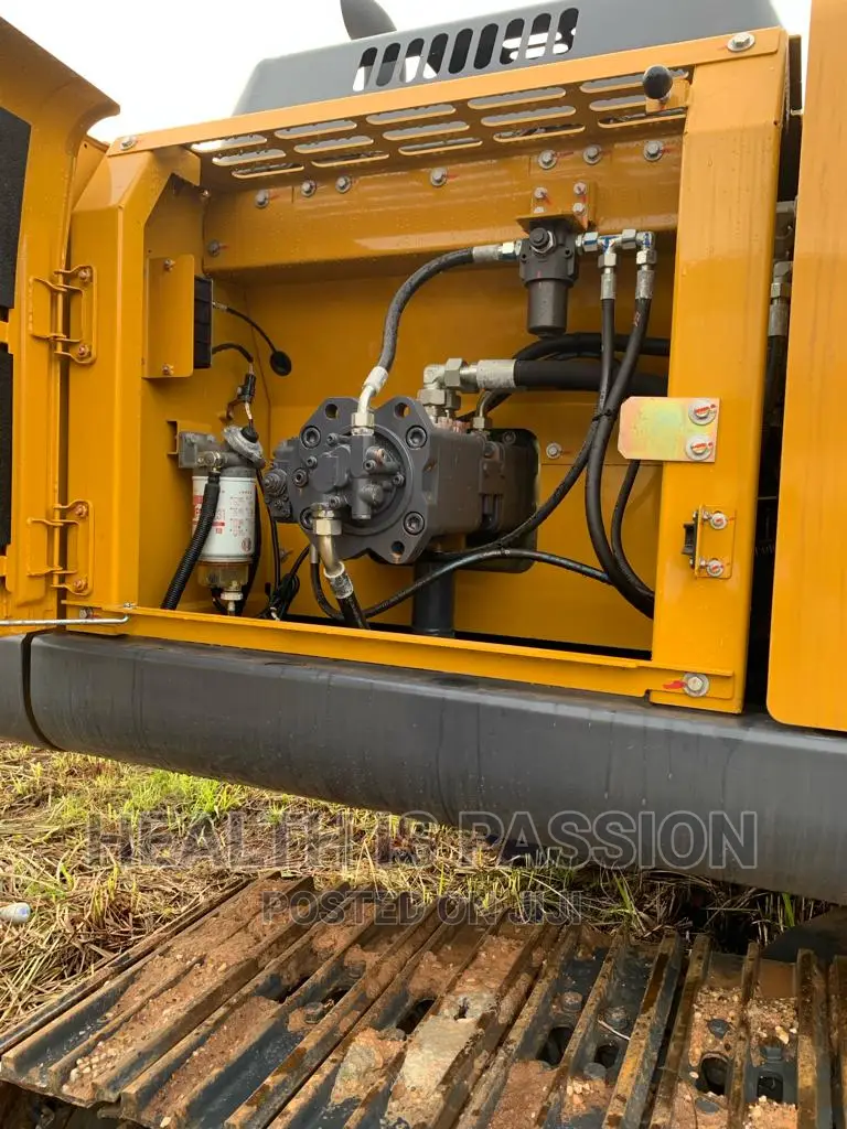 Brand New Water Truck XCMG Excavators Available Cool Price