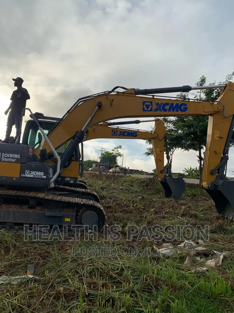 Brand New Water Truck XCMG Excavators Available Cool Price