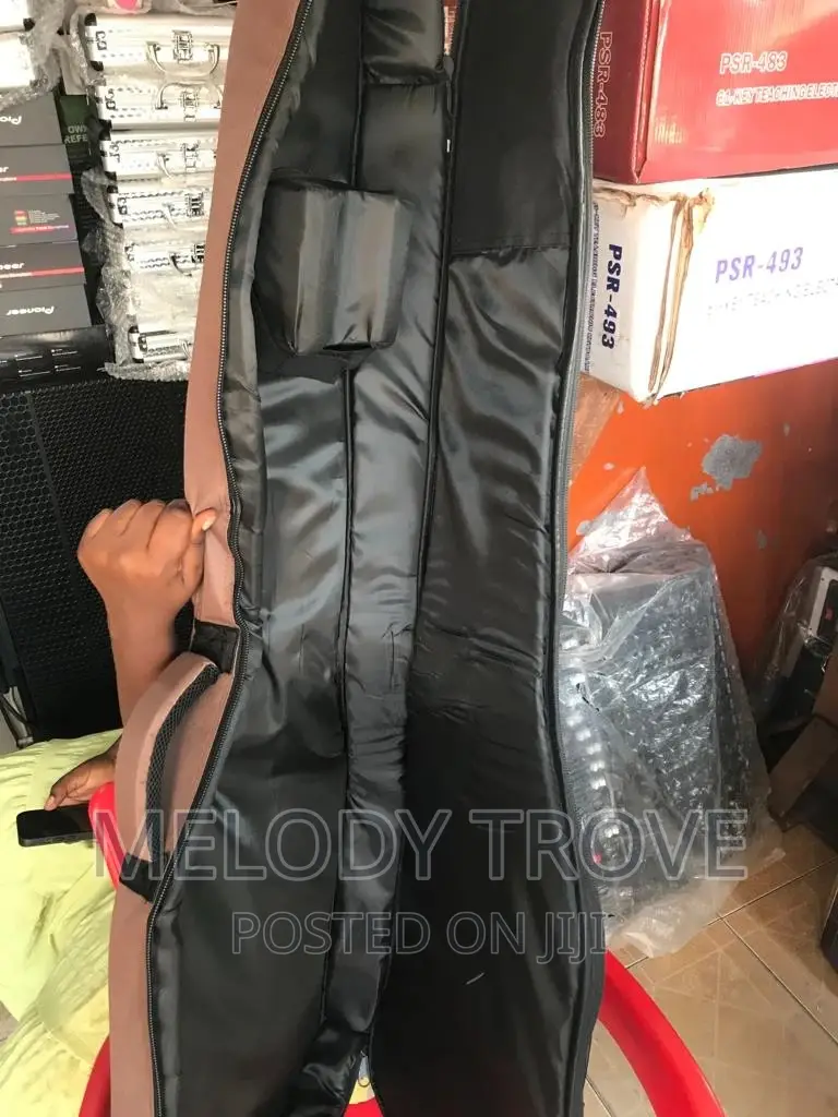 Bass Guitar Bag (Guitar Party)