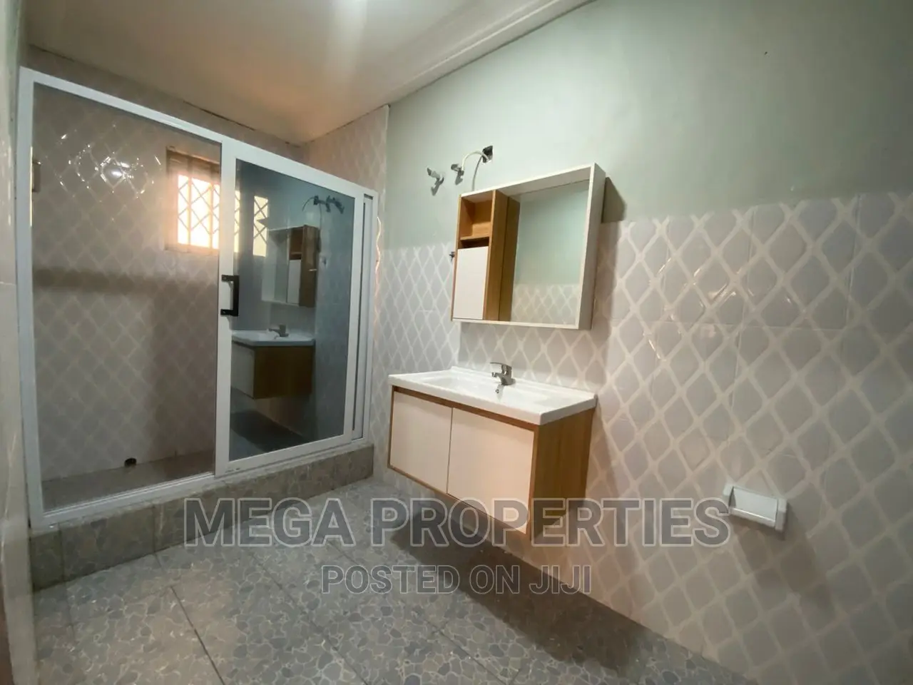 3bdrm Apartment in Pokuase for rent