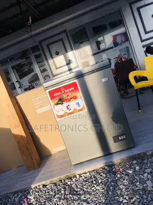 Defeost Chestfreezer Singledoor Zara Electric 200 Liters