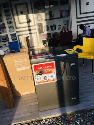 Singledoor Glass Lid 200 Liters Chestfreezer Zara  Electric