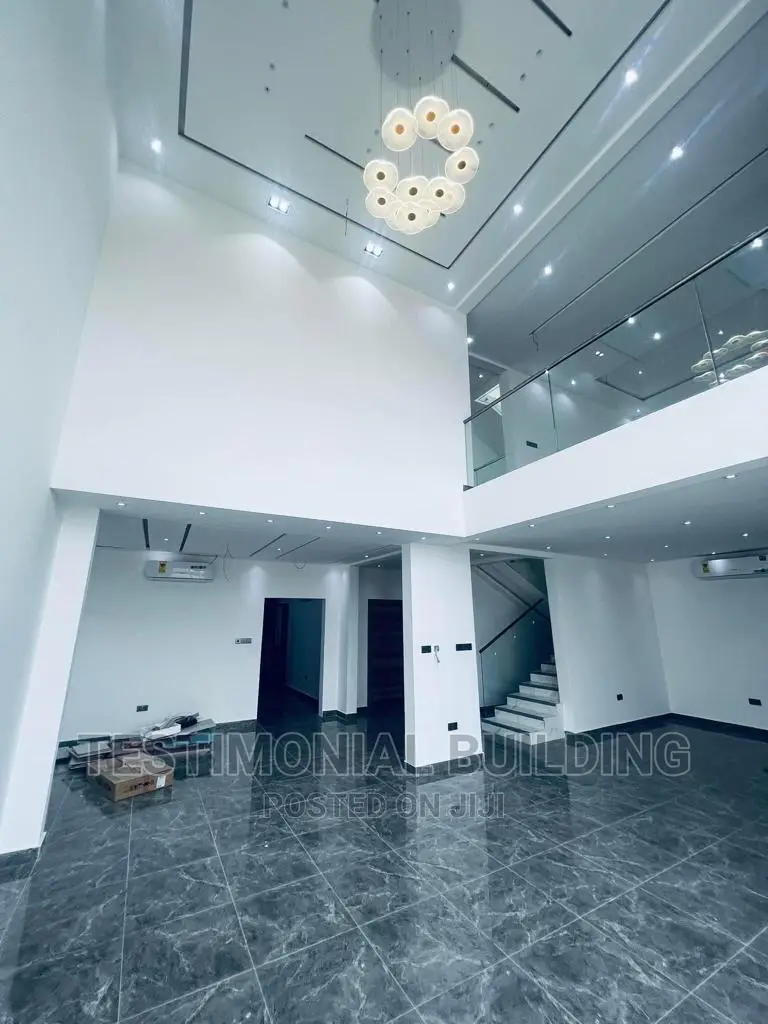 5bdrm House in Testimonial Building, Nmai-Dzorn for sale
